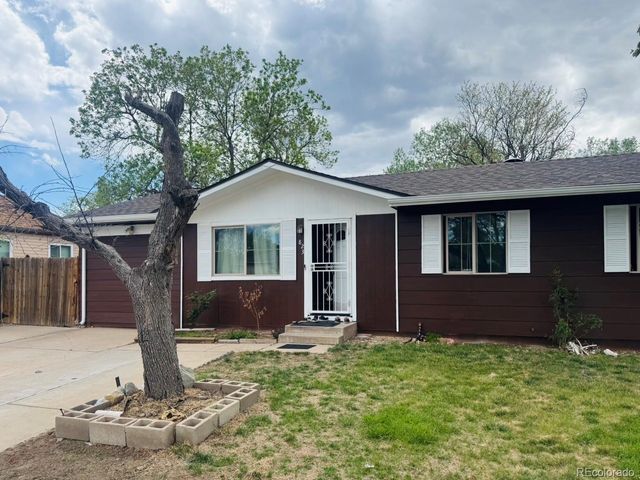 823 S Moline Street, Aurora, CO 80012