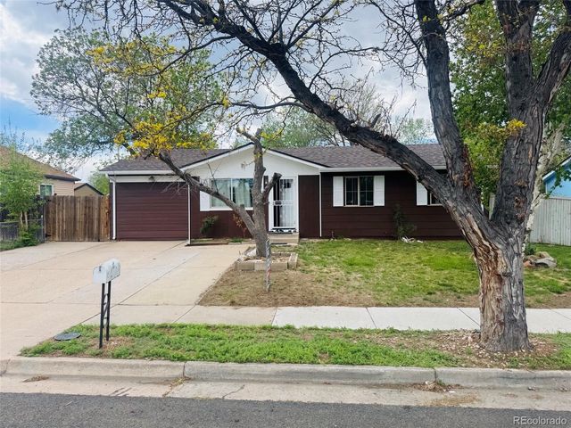 823 S Moline Street, Aurora, CO 80012