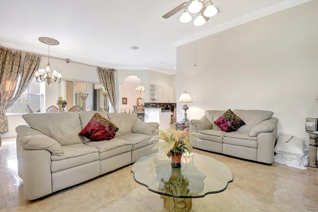 9072 Padova Drive, Boynton Beach, FL 33472
