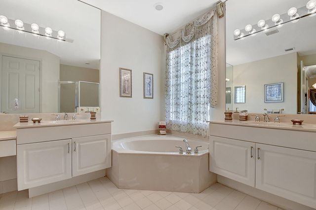 9072 Padova Drive, Boynton Beach, FL 33472
