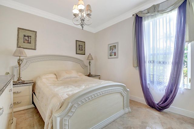 9072 Padova Drive, Boynton Beach, FL 33472