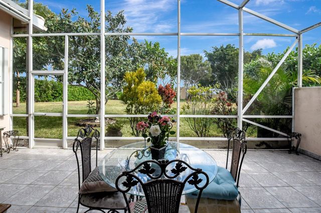9072 Padova Drive, Boynton Beach, FL 33472