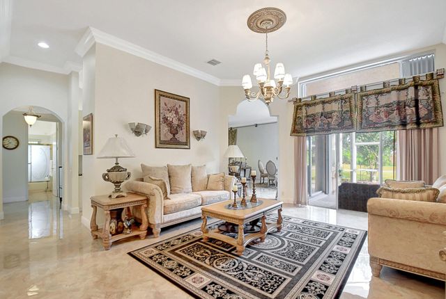 9072 Padova Drive, Boynton Beach, FL 33472