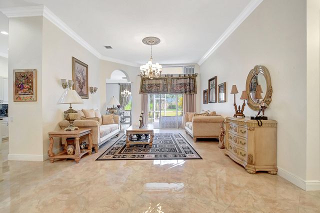 9072 Padova Drive, Boynton Beach, FL 33472
