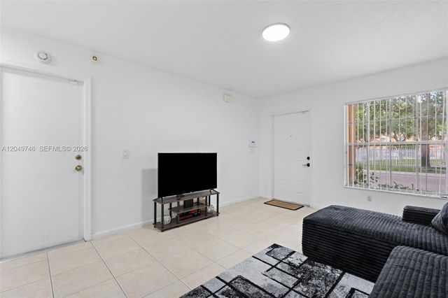 2303 SW 87th Ter, Miramar, FL 33025