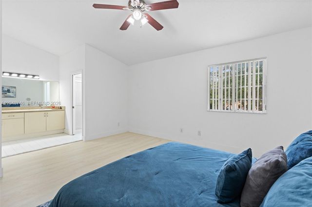 2303 SW 87th Ter, Miramar, FL 33025