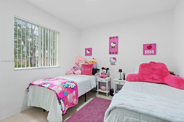 2303 SW 87th Ter, Miramar, FL 33025