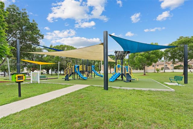 2303 SW 87th Ter, Miramar, FL 33025