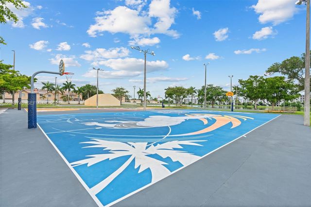 2303 SW 87th Ter, Miramar, FL 33025