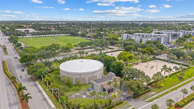2303 SW 87th Ter, Miramar, FL 33025