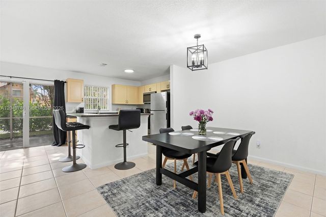 2303 SW 87th Ter, Miramar, FL 33025