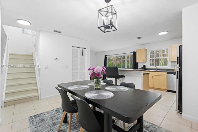 2303 SW 87th Ter, Miramar, FL 33025