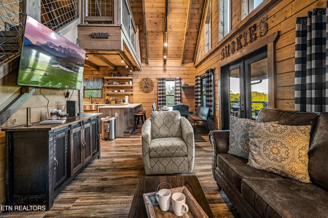 1606 Dove Wing Way, Sevierville, TN 37862