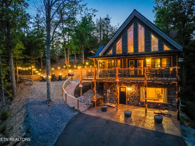 1606 Dove Wing Way, Sevierville, TN 37862