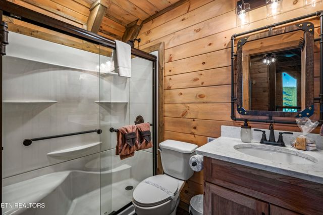 1606 Dove Wing Way, Sevierville, TN 37862