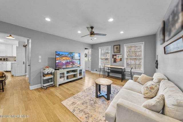 209 Gilford Avenue, Island Heights, NJ 08732