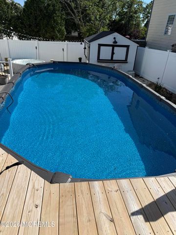 209 Gilford Avenue, Island Heights, NJ 08732