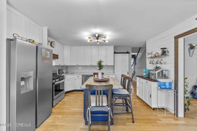 209 Gilford Avenue, Island Heights, NJ 08732