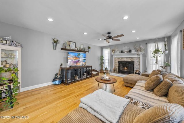 209 Gilford Avenue, Island Heights, NJ 08732