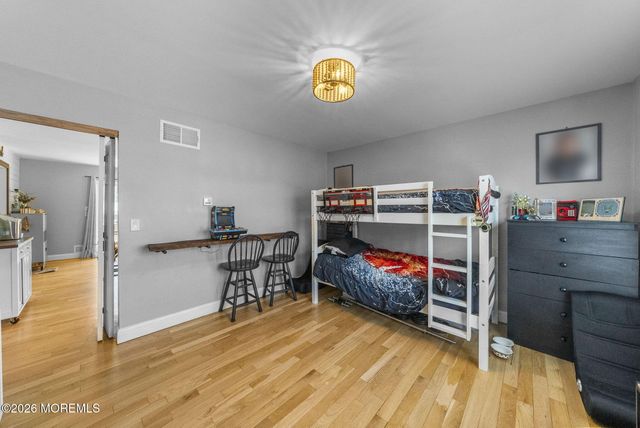 209 Gilford Avenue, Island Heights, NJ 08732