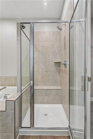 102 Oxford RN, Poquoson, VA 23662