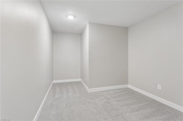 102 Oxford RN, Poquoson, VA 23662