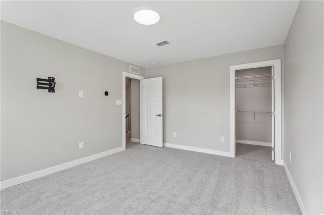 102 Oxford RN, Poquoson, VA 23662