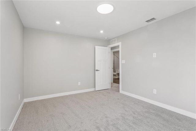 102 Oxford RN, Poquoson, VA 23662