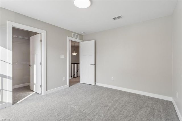 102 Oxford RN, Poquoson, VA 23662