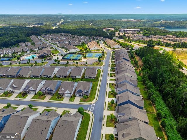 266 Hickory Bluffs Parkway, Canton, GA 30114
