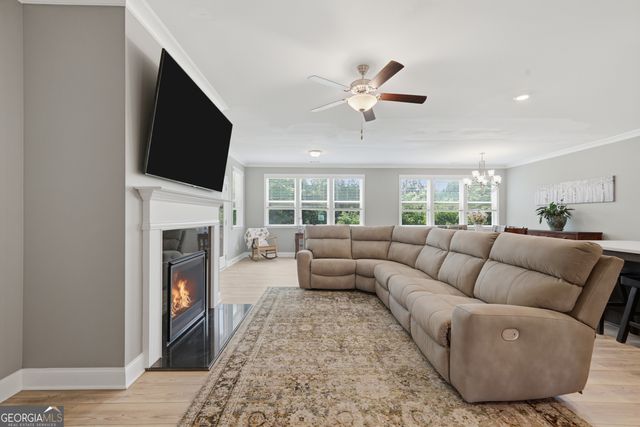 266 Hickory Bluffs Parkway, Canton, GA 30114