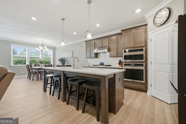 266 Hickory Bluffs Parkway, Canton, GA 30114