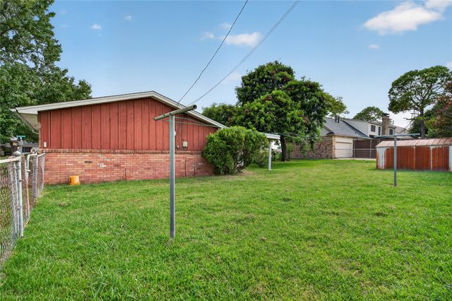 1605 Weathered Street, Irving, TX 75062