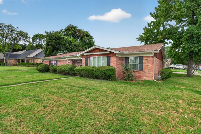 1605 Weathered Street, Irving, TX 75062