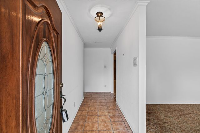 1605 Weathered Street, Irving, TX 75062