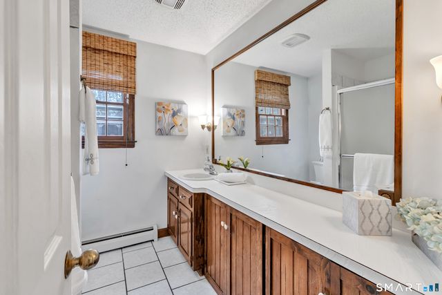 18 Oakdale Road, Plymouth, CT 06786