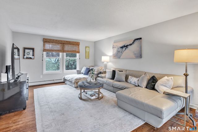 18 Oakdale Road, Plymouth, CT 06786