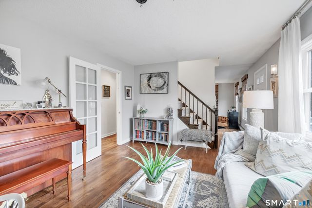 18 Oakdale Road, Plymouth, CT 06786