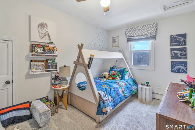 18 Oakdale Road, Plymouth, CT 06786