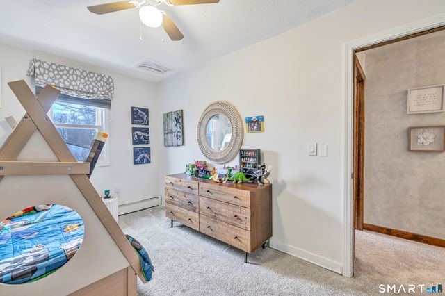 18 Oakdale Road, Plymouth, CT 06786