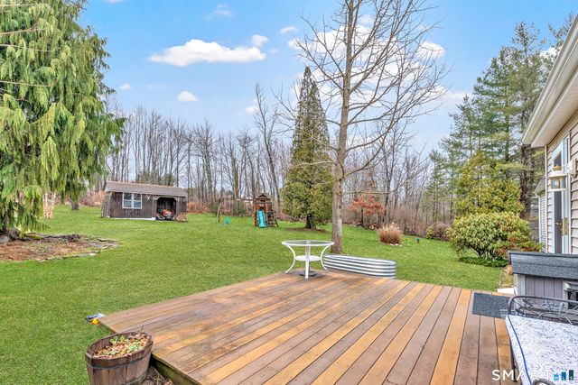 18 Oakdale Road, Plymouth, CT 06786