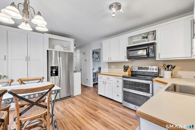 18 Oakdale Road, Plymouth, CT 06786