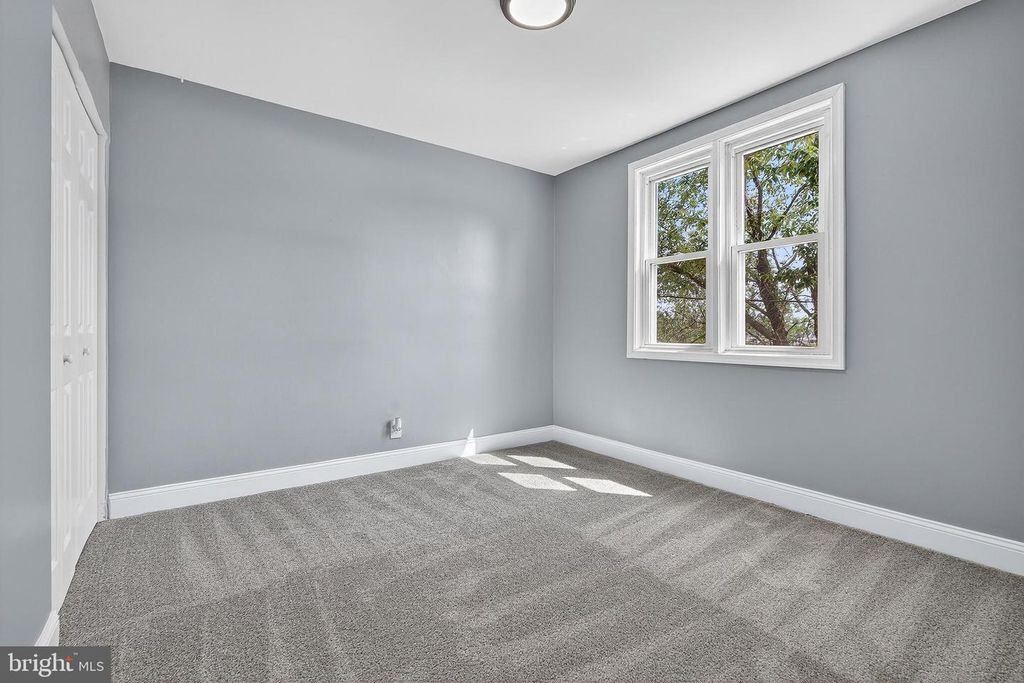 Image 19 of property listing at 4041 6TH ST, Baltimore, MD 21225