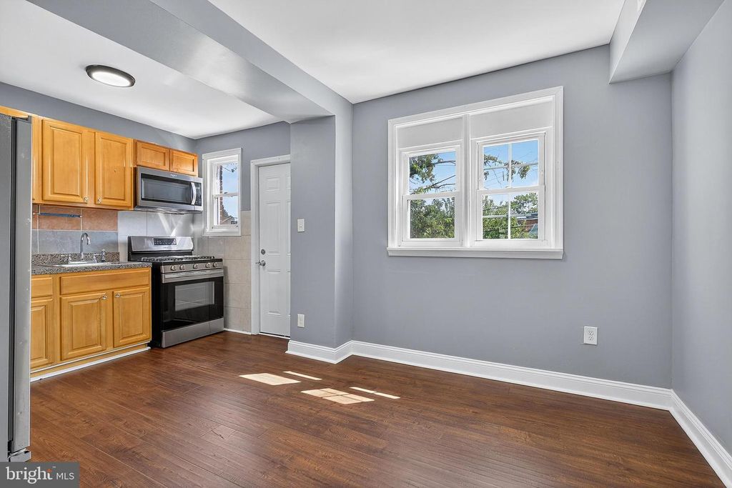 Image 8 of property listing at 4041 6TH ST, Baltimore, MD 21225