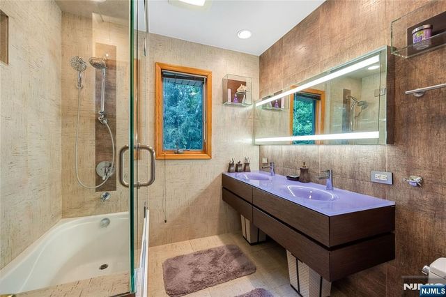 39-03 Garvey Place, Fair Lawn, NJ 07410