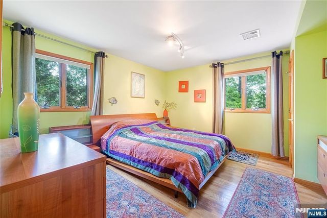39-03 Garvey Place, Fair Lawn, NJ 07410