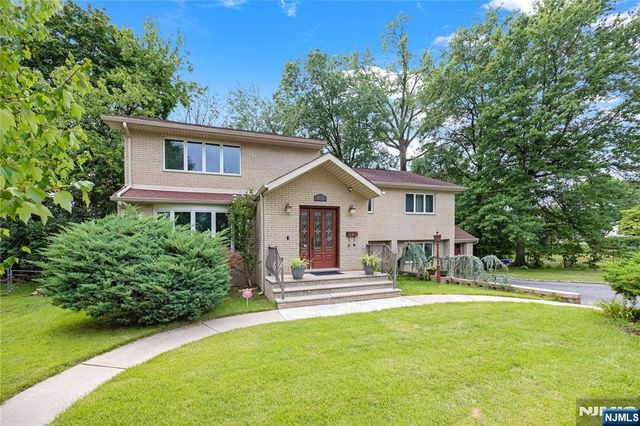 39-03 Garvey Place, Fair Lawn, NJ 07410