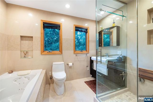 39-03 Garvey Place, Fair Lawn, NJ 07410