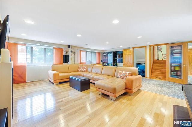 39-03 Garvey Place, Fair Lawn, NJ 07410