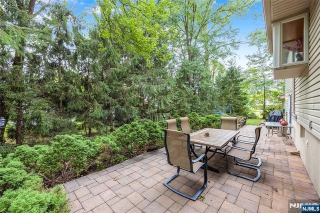 39-03 Garvey Place, Fair Lawn, NJ 07410